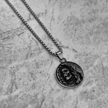 Cargar imagen en el visor de la galería, Moneta
