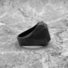 Cargar imagen en el visor de la galería, Signet CZ Negro - Talla  7
